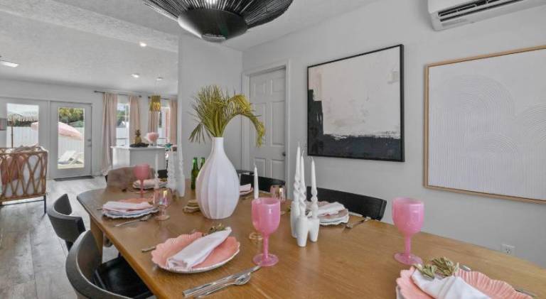Steps to the beach & close to 30A! Private pool with sundeck & putt putt golf! — photo 3