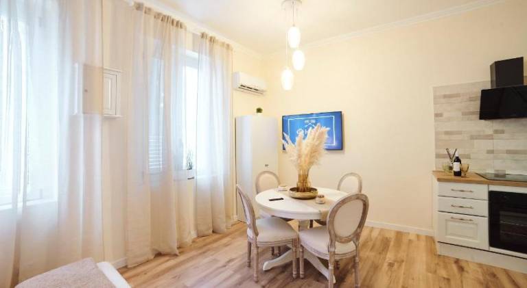 Rental apartment with 2 rooms for 4 persons — photo 5