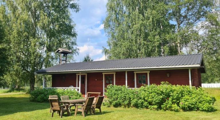 Farm with yard, sauna & BBQ | Pets are welcome in Jyväskylä