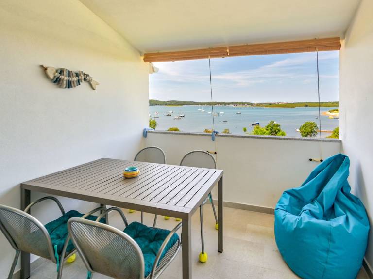 Rental apartment with garden, barbecue & patio — photo 3