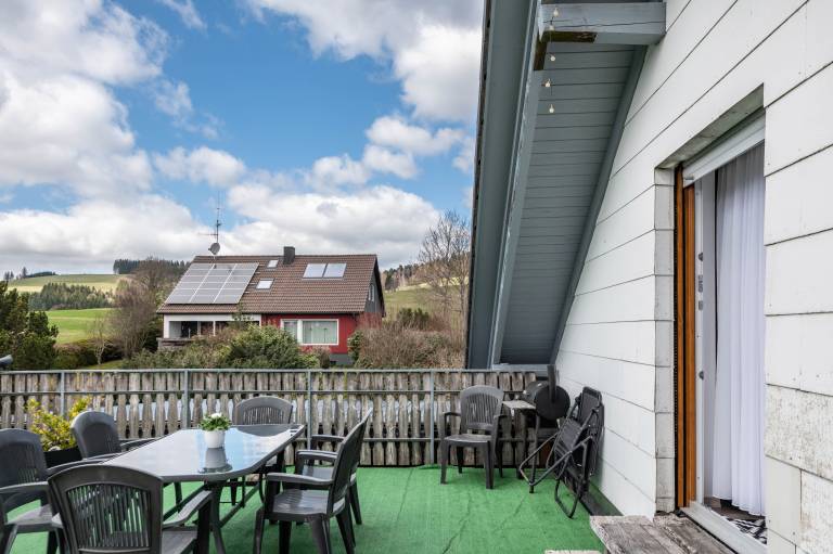 Holiday apartment with patio & fast internet | Mountain view — photo 3
