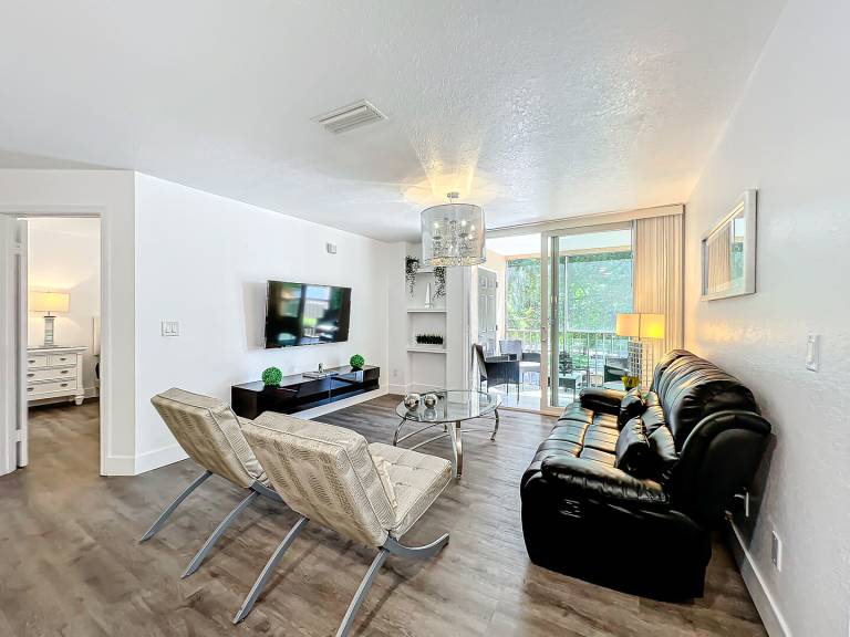 Children-friendly condo with private pool & patio | Pets are welcome in Orlando, FL