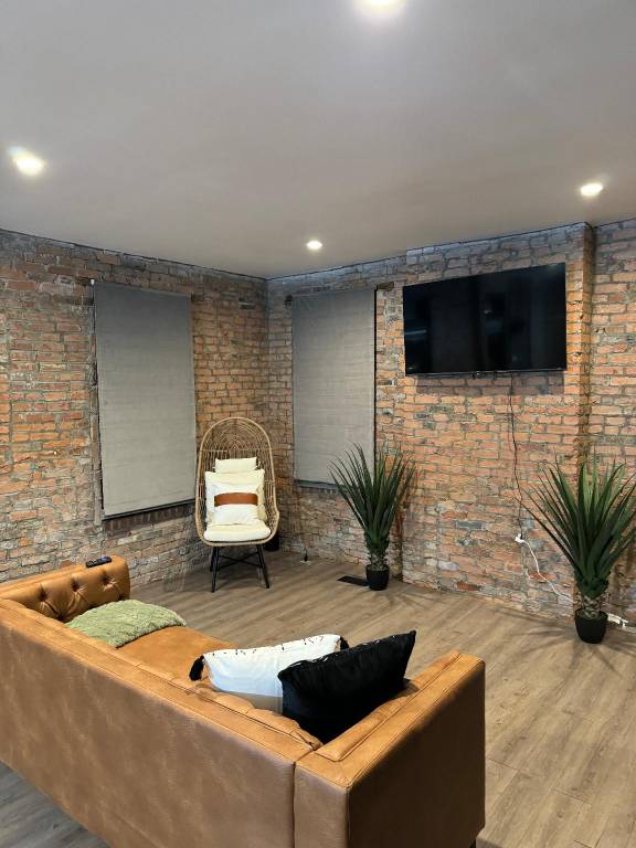 Convention – Parking Free – King Bed - Short North — photo 3