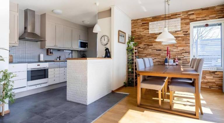 Villa with 4 rooms for 7 persons — photo 4