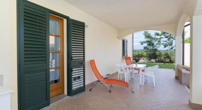 Serviced apartment with barbecue, pool & garden | Pet-friendly — photo 2