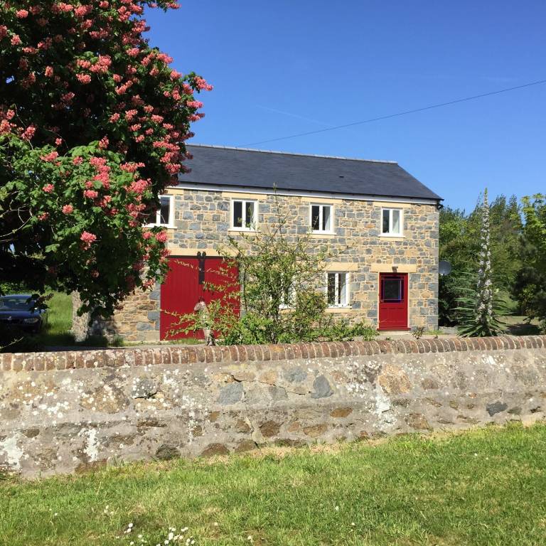 House Guernsey