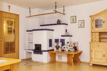 Holiday apartment with patio & garden | Garden view — photo 3