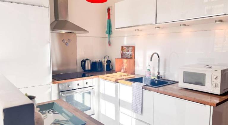 Fully equipped wonderful holiday apartment | Next to Bordeaux Cathedral | Pets are welcome — photo 3