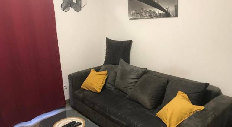 Beautiful apartment with garden & terrace | Good for workation | Pets allowed in Ostwald
