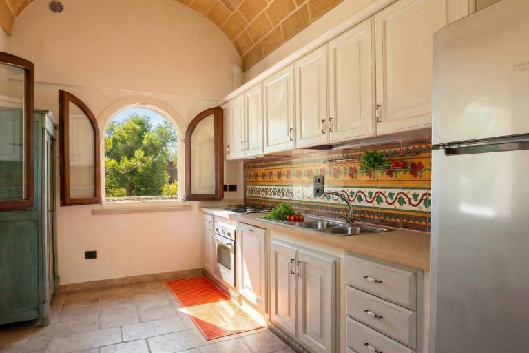 Fully equipped villa with terrace, barbecue & yard | Pets allowed — photo 4