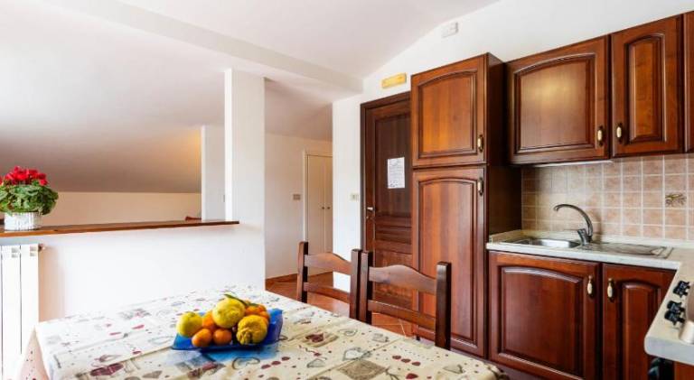 Rental apartment with pool — photo 2