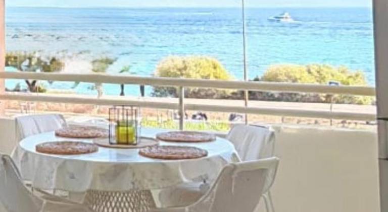 Holiday apartment | Close to the beach | Pet-friendly in Ajaccio