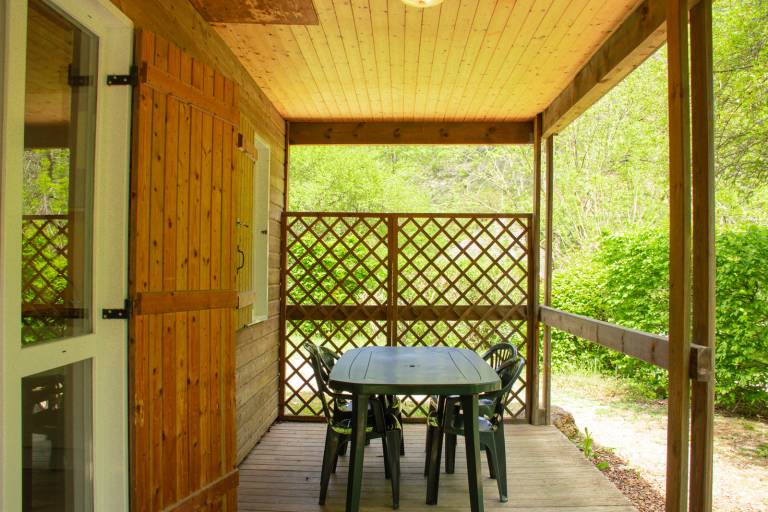 Chalet Pierre et bois 4/5 personnes - Camping du Golf des Gorges du Tarn — photo 5