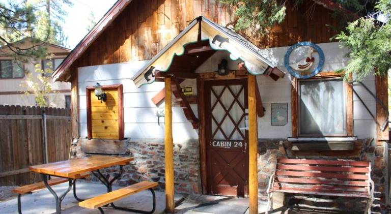 Big Bear Lake - Tulip Lane Cabin 24 — photo 4