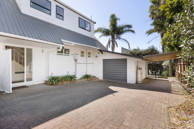 House  Mount Maunganui