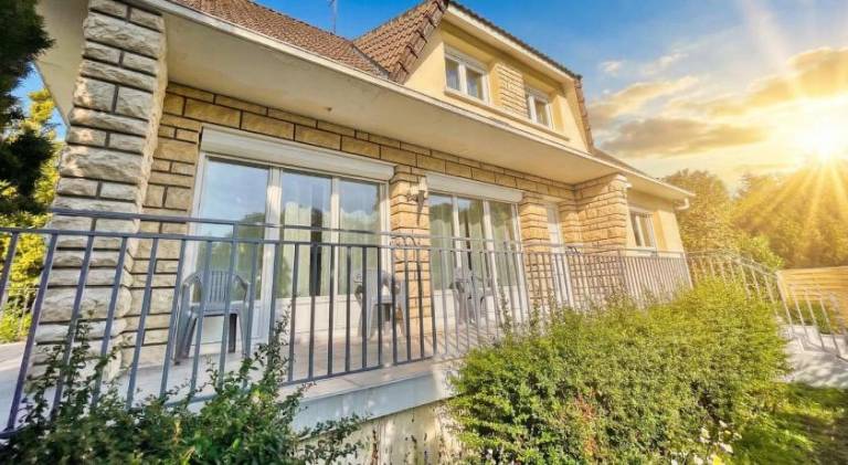 Villa 10-14 guests - 180m2 - private forest - CDG 7min - Disney 20min — photo 4
