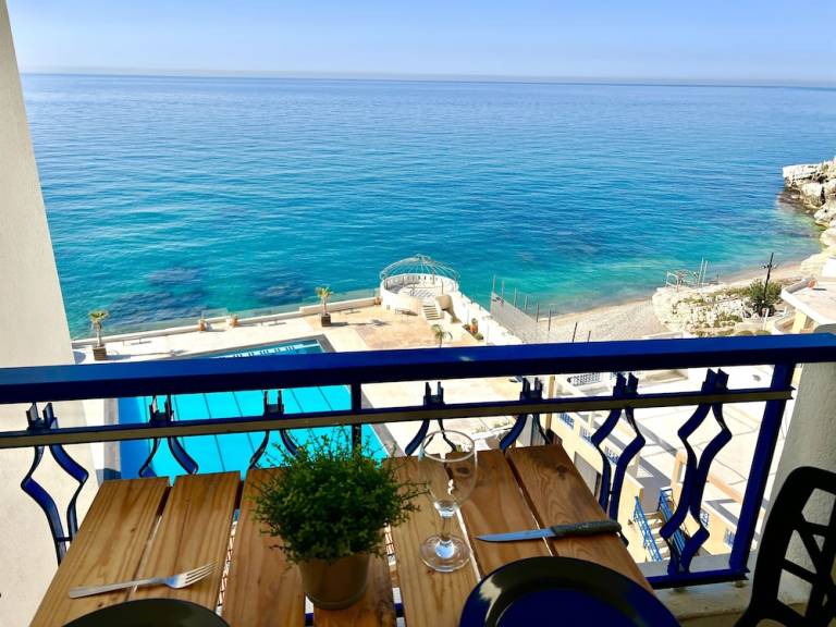 Bed and Breakfast  Byblos