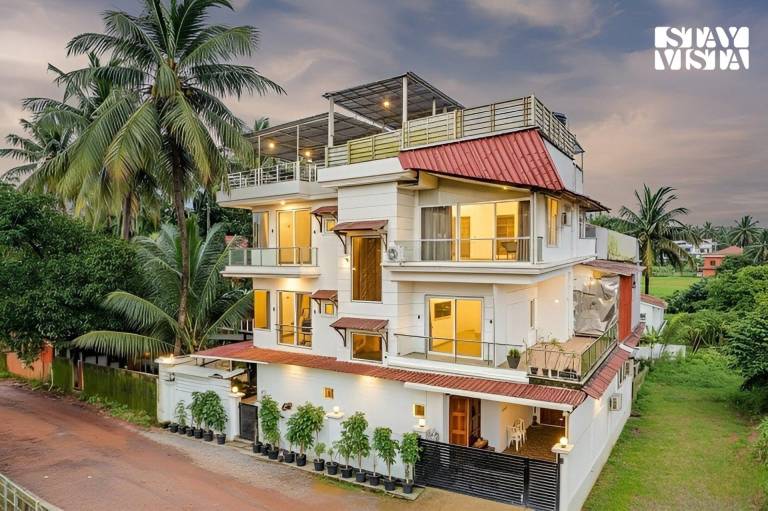 Villa with private pool, garden & patio | Pets allowed in Panaji