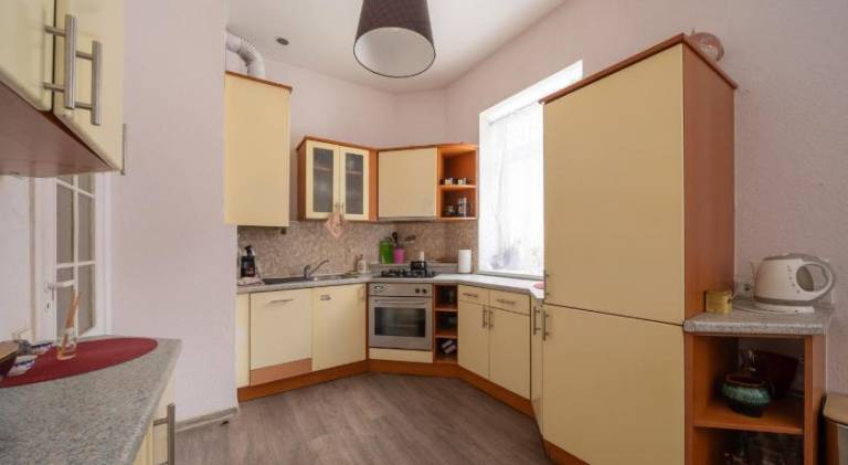Lovely vacation home | Close to Nativity Cathedral | Pet-friendly — photo 3