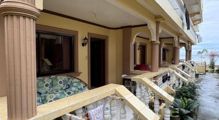 Holiday apartment with grill & patio — photo 4