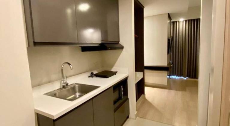 Serviced apartment with pool — photo 5