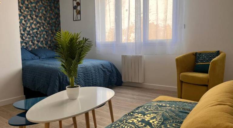 Apartment with 1 room for 2 persons in Trignac