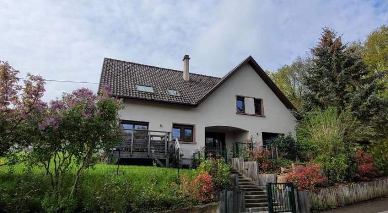 Holiday apartment with yard & patio in Strasbourg