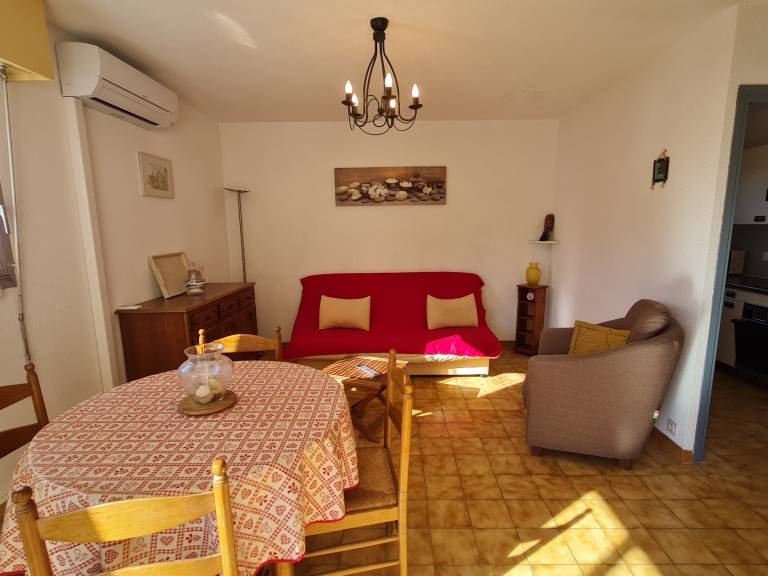 Rental apartment with 1 room for 4 persons — photo 4