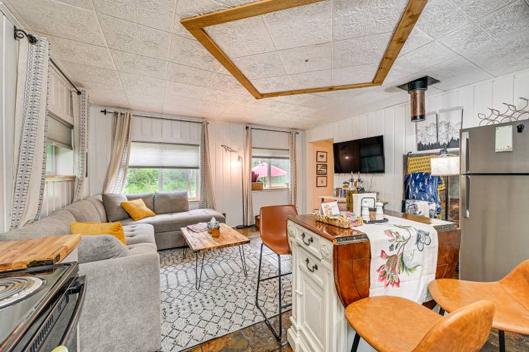 Sterling Home w/ Patio, BBQ Grill & Fire Pit! — photo 4