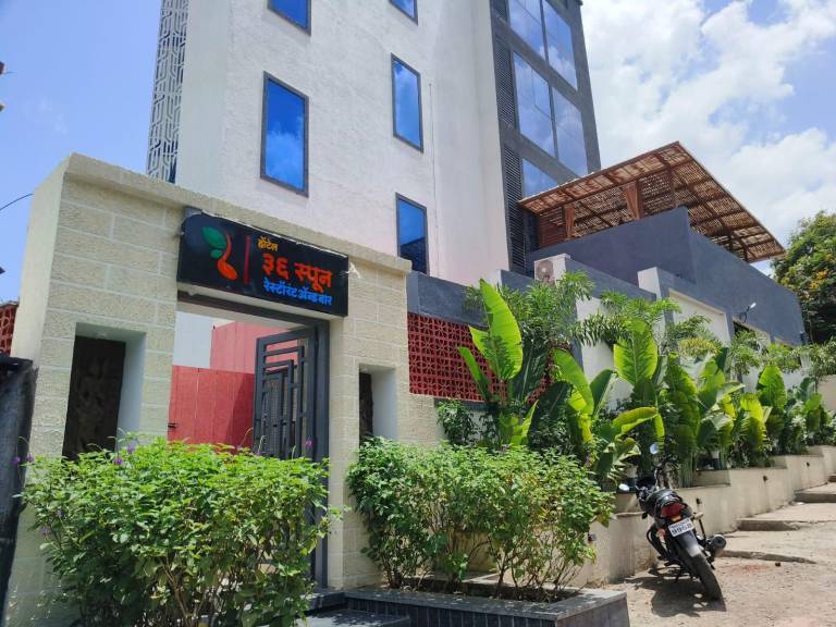 Hotel 36 Spoon Resturant and Bar Lodging