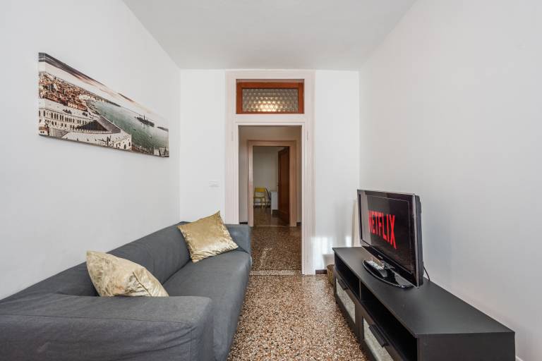 Holiday apartment | Close to Rialto Bridge | Panoramic view | Perfect for remote work — photo 3