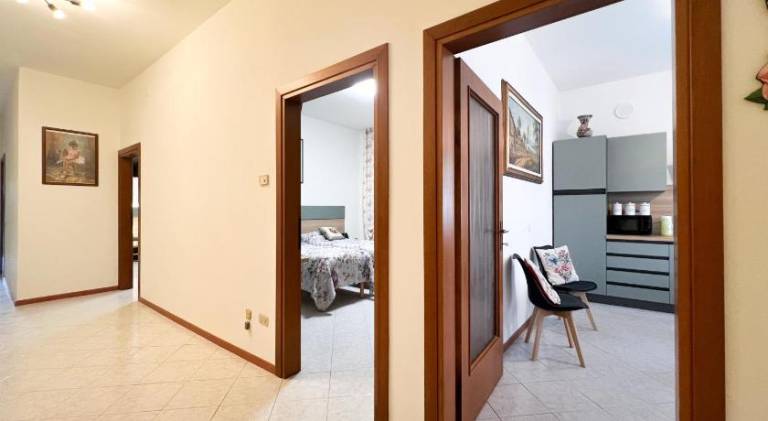 Rental apartment with 2 rooms for 4 persons — photo 3