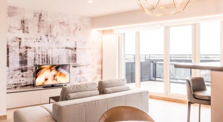 Nice serviced apartment with patio | Close to Notre-Dame Cathedral | Pets allowed — photo 3