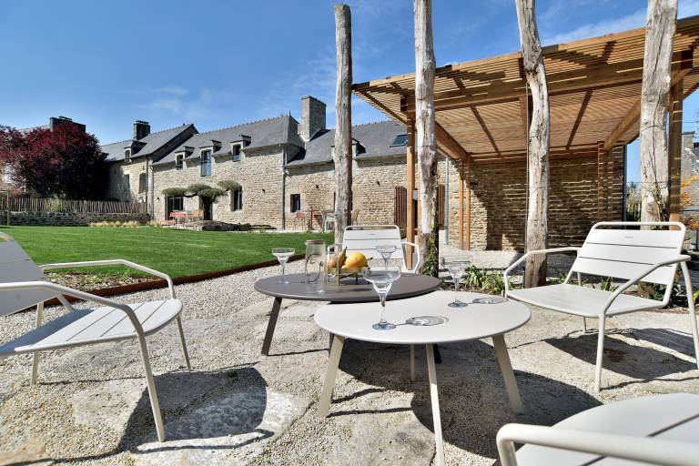 House  Dinan