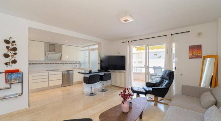 Holiday apartment with pool — photo 2