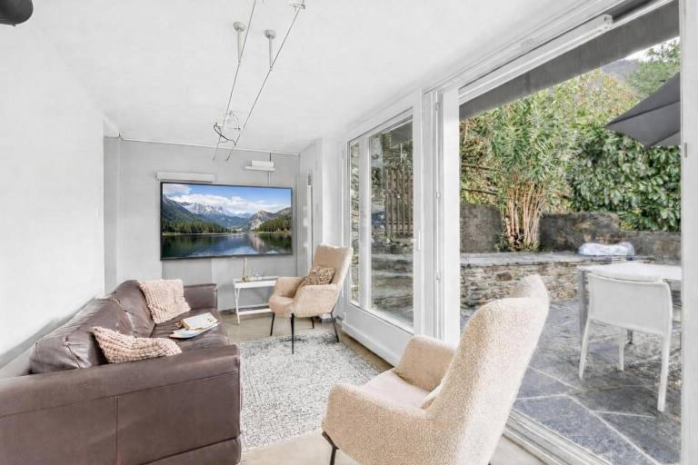 Child-friendly holiday apartment with BBQ & terrace | Water view | Pet-friendly — photo 4