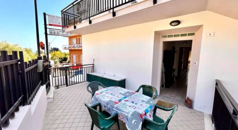 Apartment with terrace in Sirolo