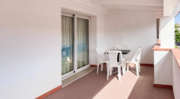Vacation home with terrace — photo 4
