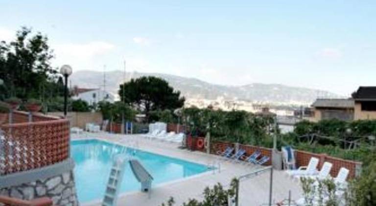 Bleu Village — photo 3