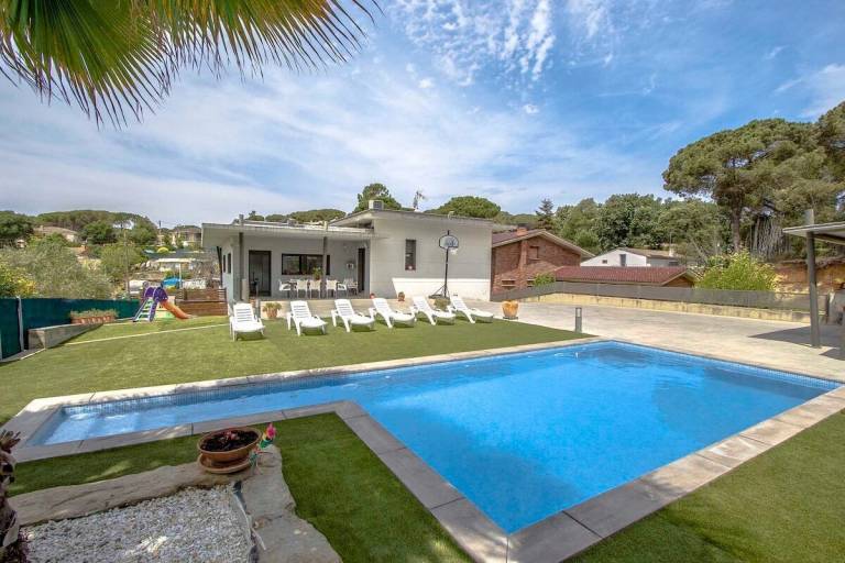 Villa Vilobí d'Onyar