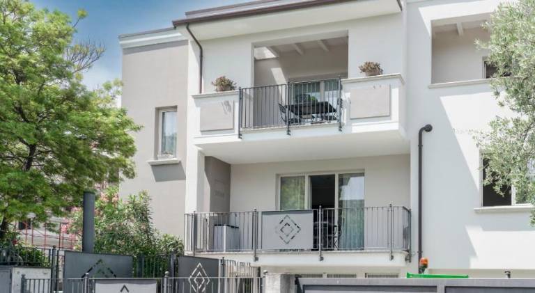 Holiday apartment with terrace & pool — photo 5