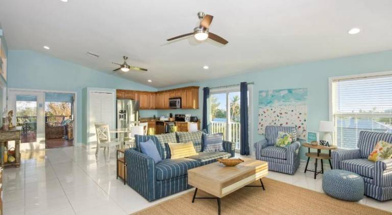 Spacious vacation home with pool & jacuzzi | Next to the beach | Pets allowed — photo 3