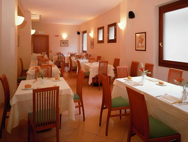 Hotel Cavour — photo 4