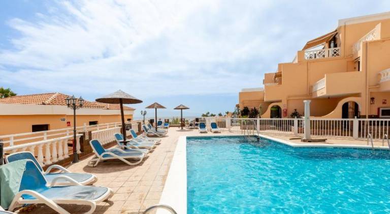 Rental apartment with pool | Pets are welcome in Adeje