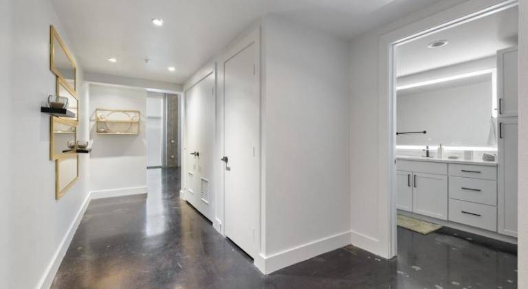 Rental apartment with private pool — photo 4