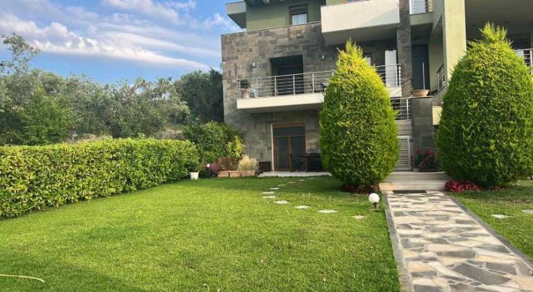 House with grill, garden & terrace | Perfect for remote work | Pets allowed — photo 5