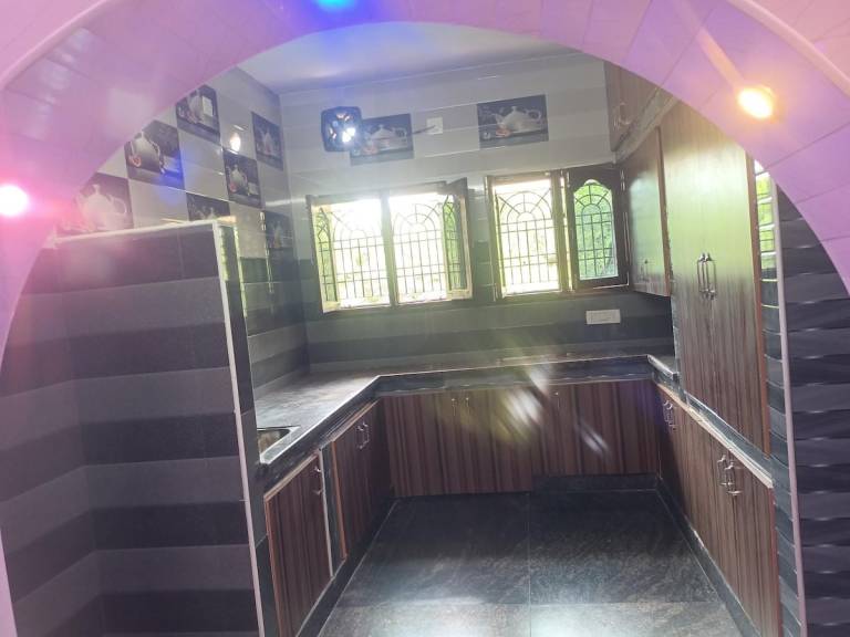 House with 7 rooms for 16 persons — photo 4