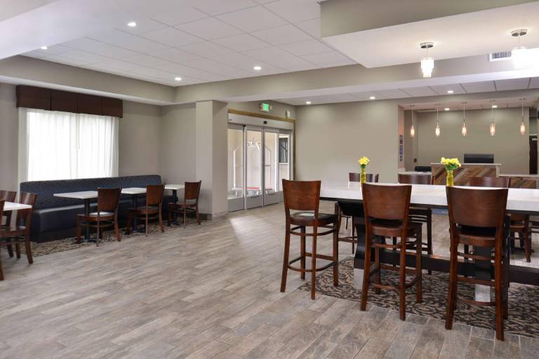 Americas Best Value Inn & Suites Southaven Memphis — photo 5