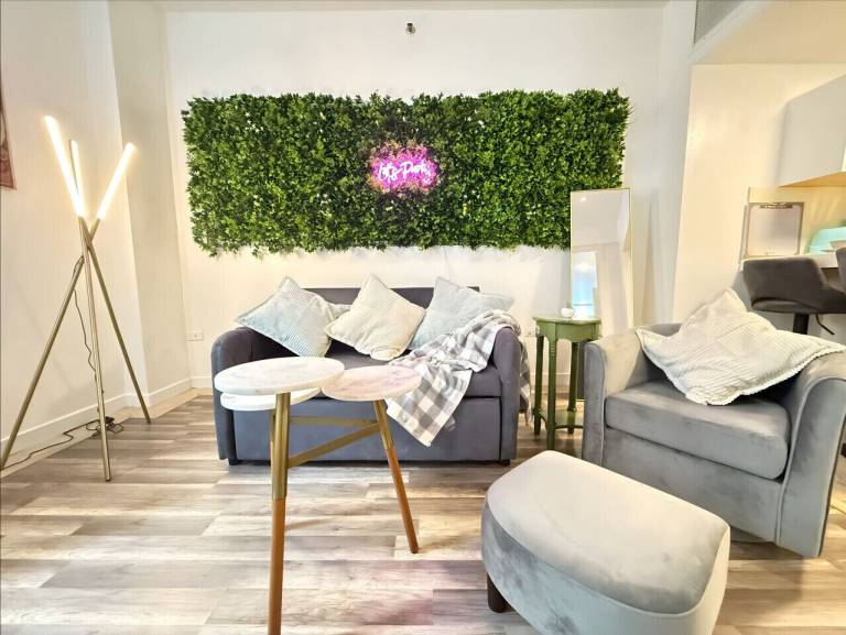 Bed & Breakfast  South Beach