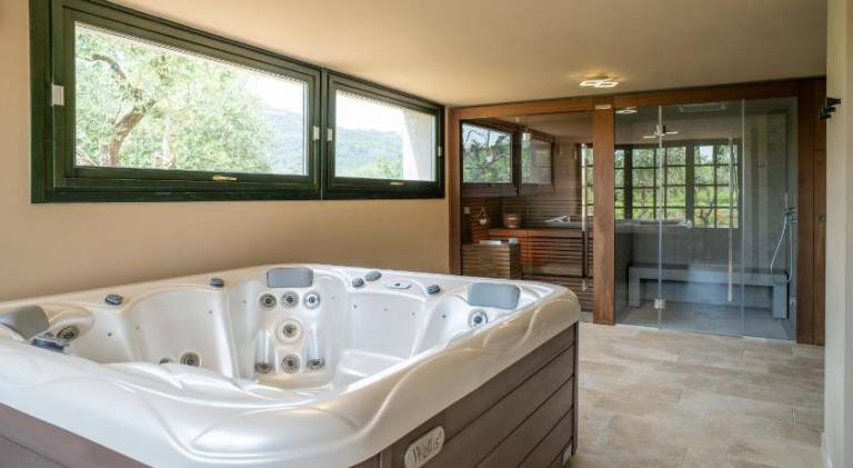 Fully equipped villa with private pool, sauna & yard | Dogs allowed — photo 4